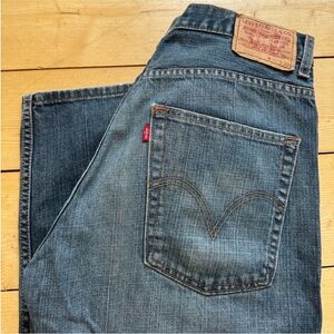 569 Levi's Blue Straight Jeans 32 x 30